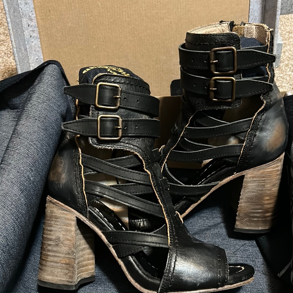 Worn only once to a wedding! Handmade, real leather and perfect condition!